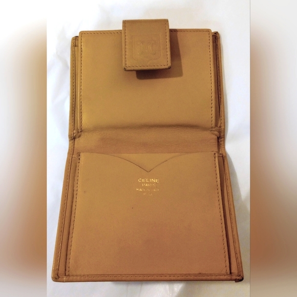 Celine Macadam Kisslock Compact Vintage Wallet GUC - Picture 8 of 16